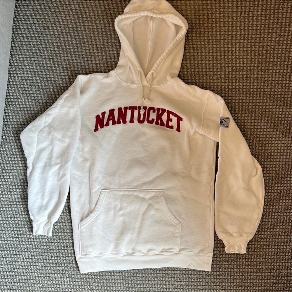 Breezin Up Nantucket Hoodie oversized fit with red lettering patches
